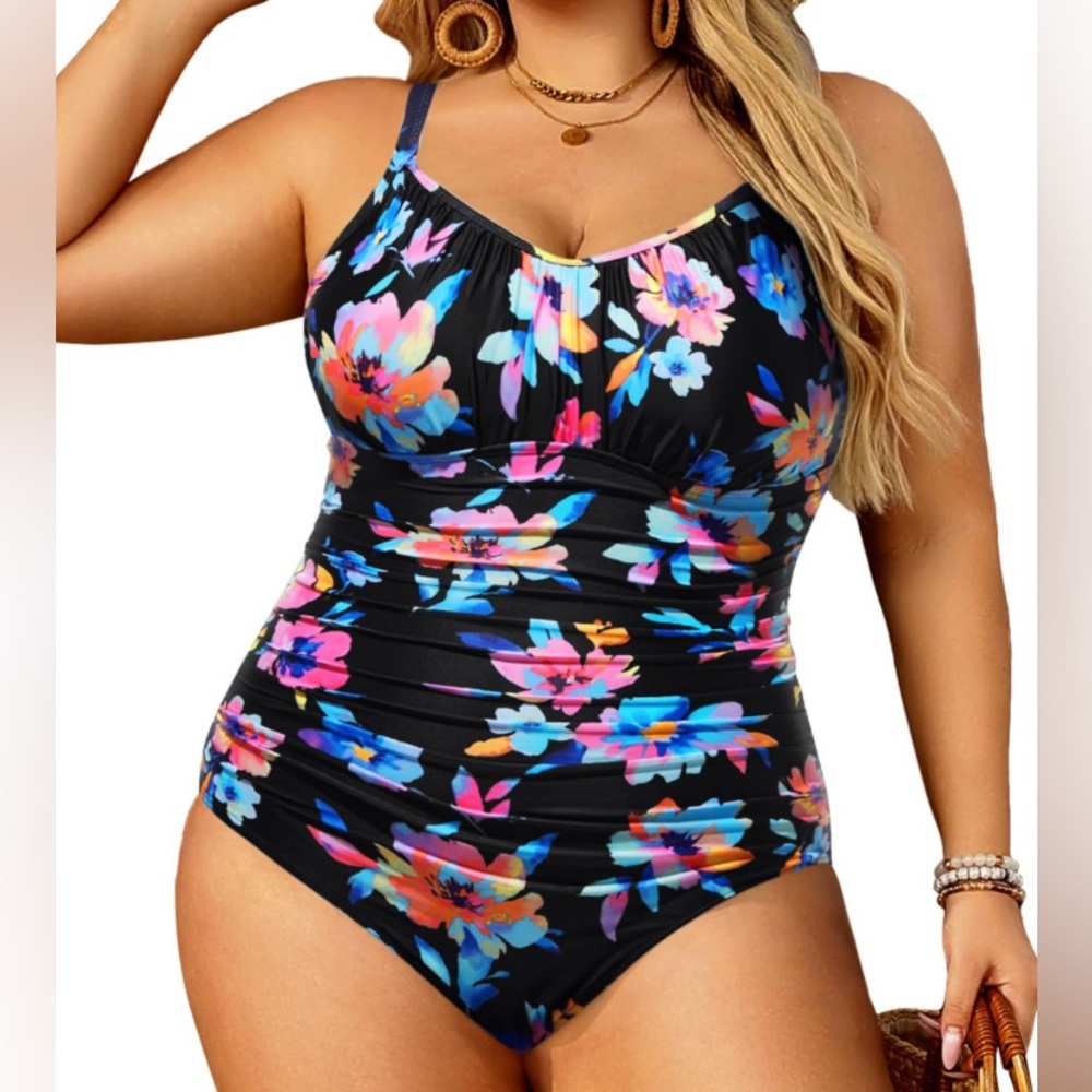 NWT Aqua Eve 18W Swimsuit